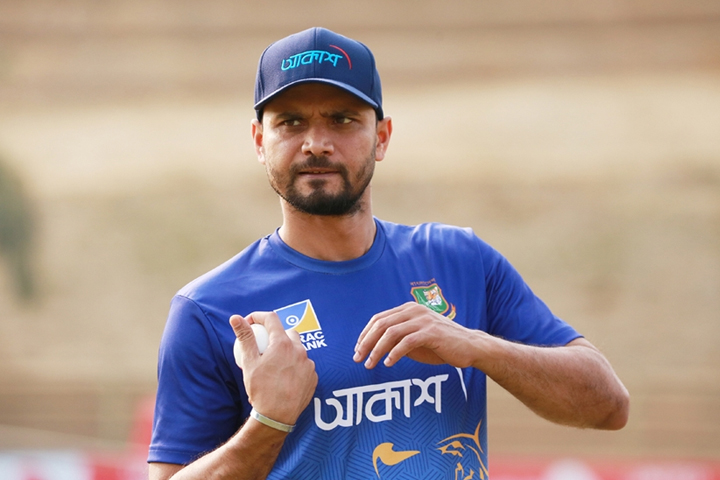 মাশরাফি চাইলে সেরা বোলার হিসেবে দলে ঢুকতে পারবে: পাপন 6 image 87070 1583675827