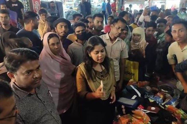 বেশি দামে মাস্ক বিক্রি করায় চার ব্যবসায়ীকে জরিমানা 1 image 87137 1583773833