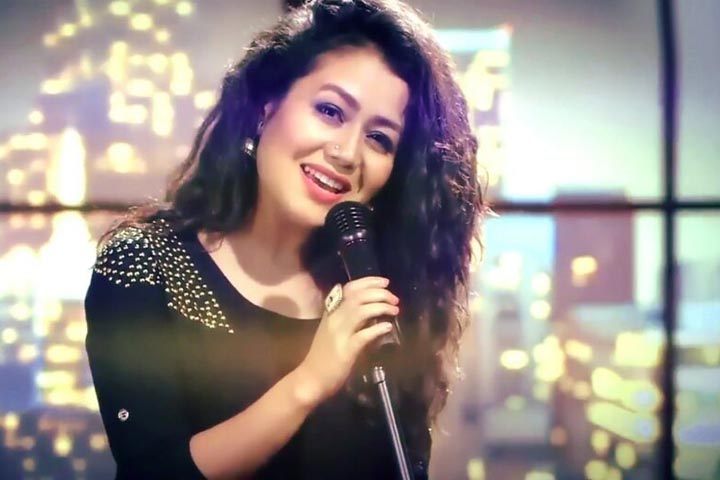 সিঙ্গারা বিক্রেতার মেয়ে আজ হিট গায়িকা 4 neha kakkar