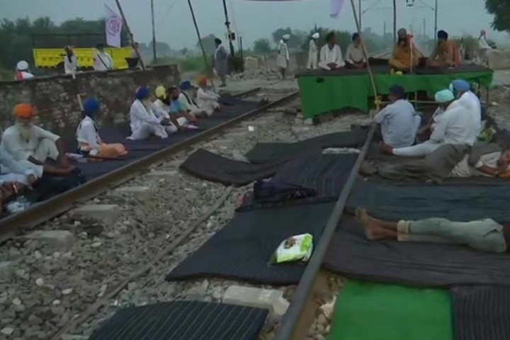 কৃষি বিলের প্রতিবাদের উত্তাল ভারত, ভুল বোঝানো হচ্ছে বললেন মোদি 13 indian agriculture