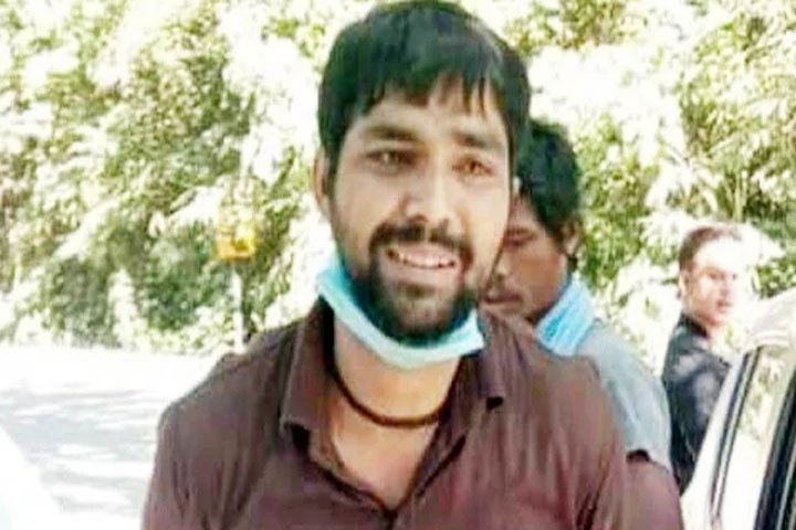 সিনিয়র অফিসারের নির্দেশে পালিয়ে ছিলাম: এসআই আকবর 5 image 109764 1604926809