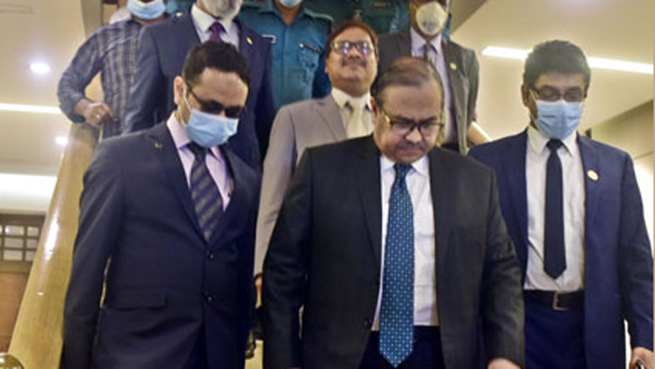chirch komitir songgay prothom boitho khay jachien 21 besheto bakti
