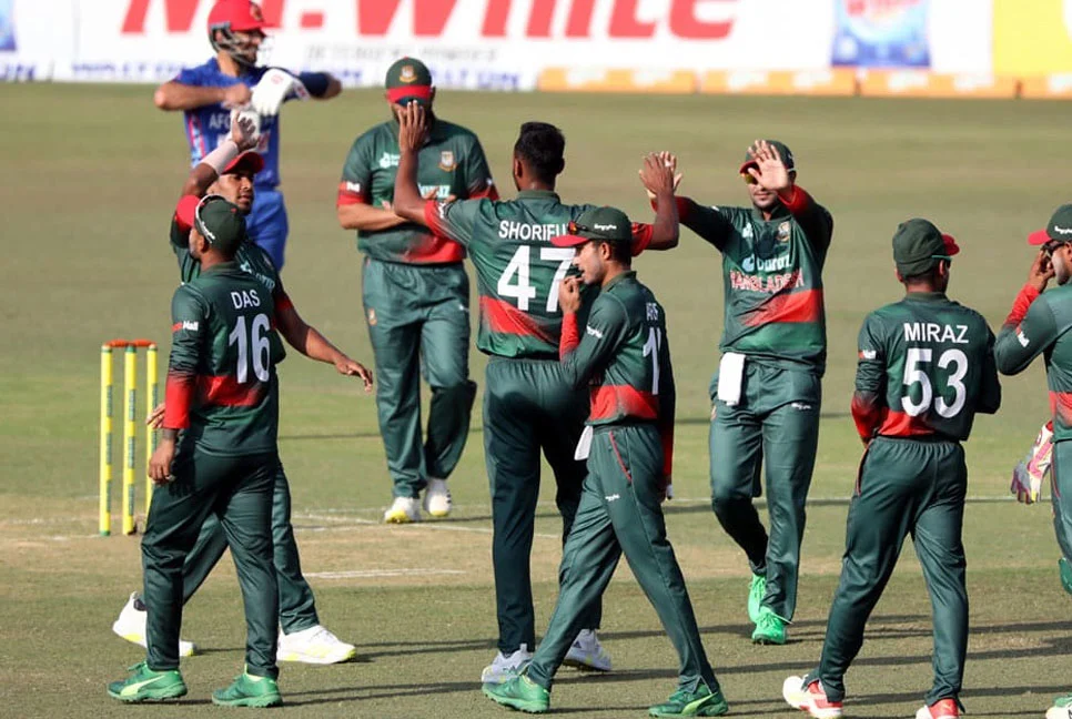 t20 1st match news24