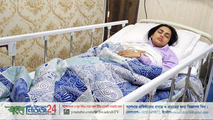 হাসপাতালে ভর্তি, হঠাৎ কী হলো নুসরাত ফারিয়ার? 13 nusrat faria sick